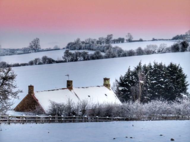 Hollow Meadow House Priors Marston ภายนอก รูปภาพ